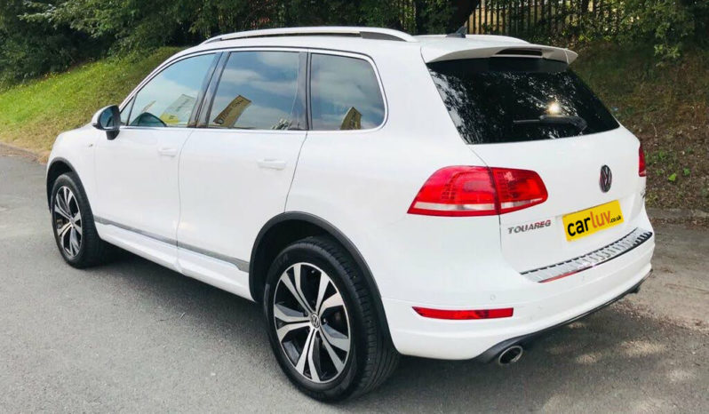 Volkswagen Touareg White 2014 (MW64AKU) full