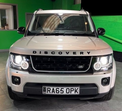 2016 Land Rover Discovery 3.0 SDV6 SE Tech full
