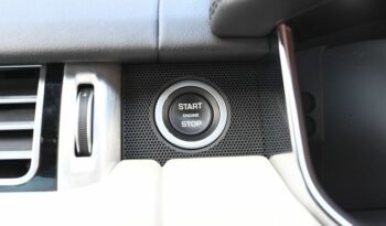 2016 Land Rover Range Rover Vogue with Bright Interior and Panoramic Sunroof full