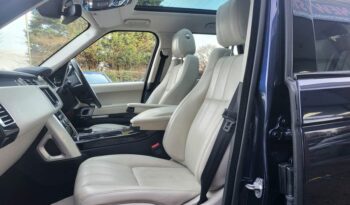 2016 Land Rover Range Rover Vogue TDV6 with Full Bright Interior and Panoramic Sunroof full