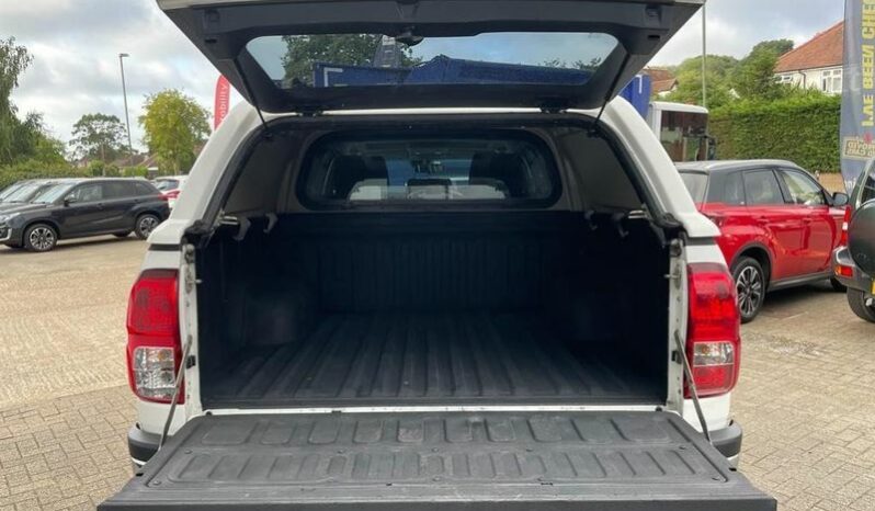 2016 Toyota Hilux Invincible with Canopy full