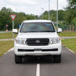 Armoured Toyota Land Cruiser V8 2024