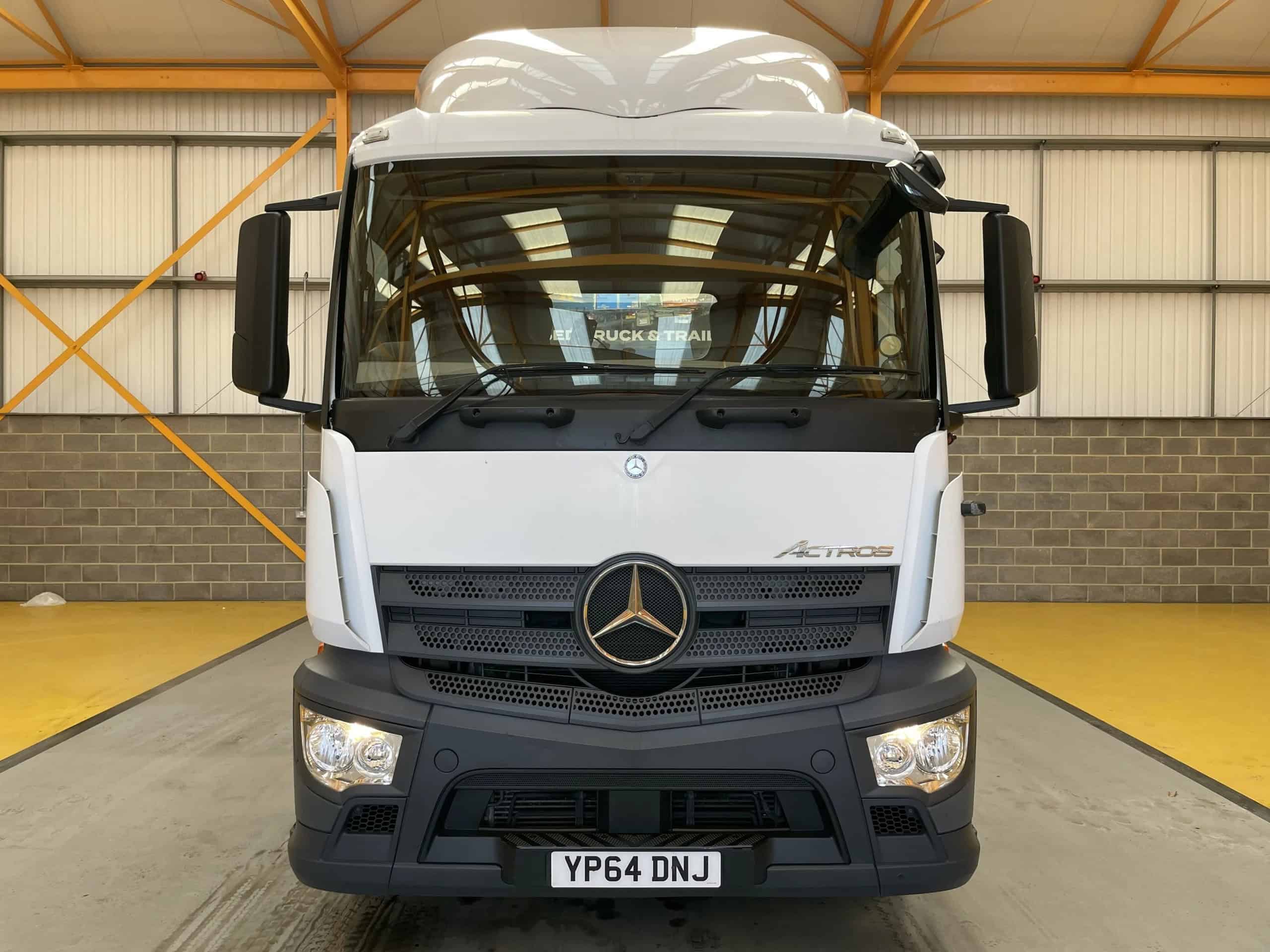 2014 Mercedes Actros (6)