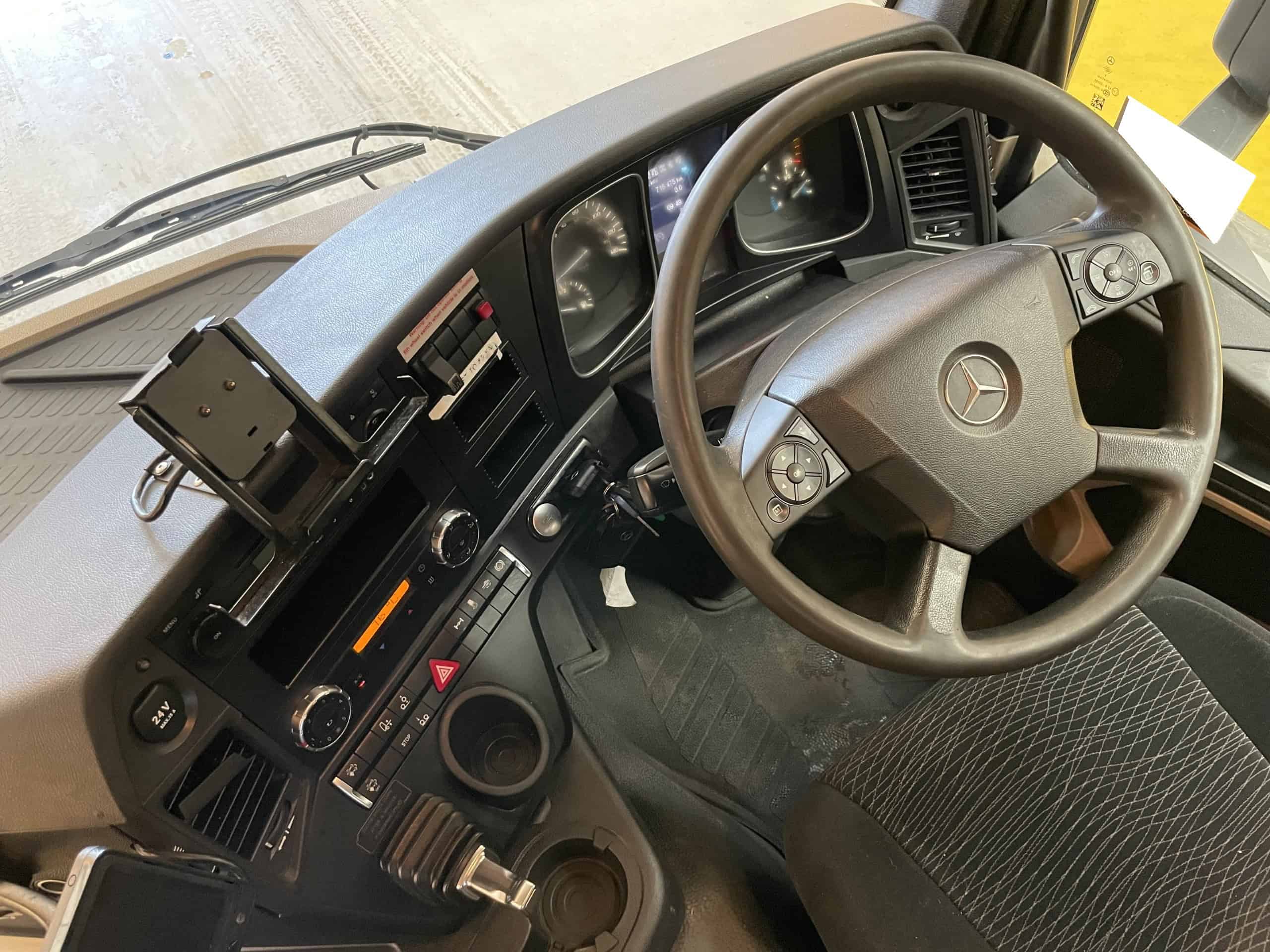 2014 Mercedes Actros (8)