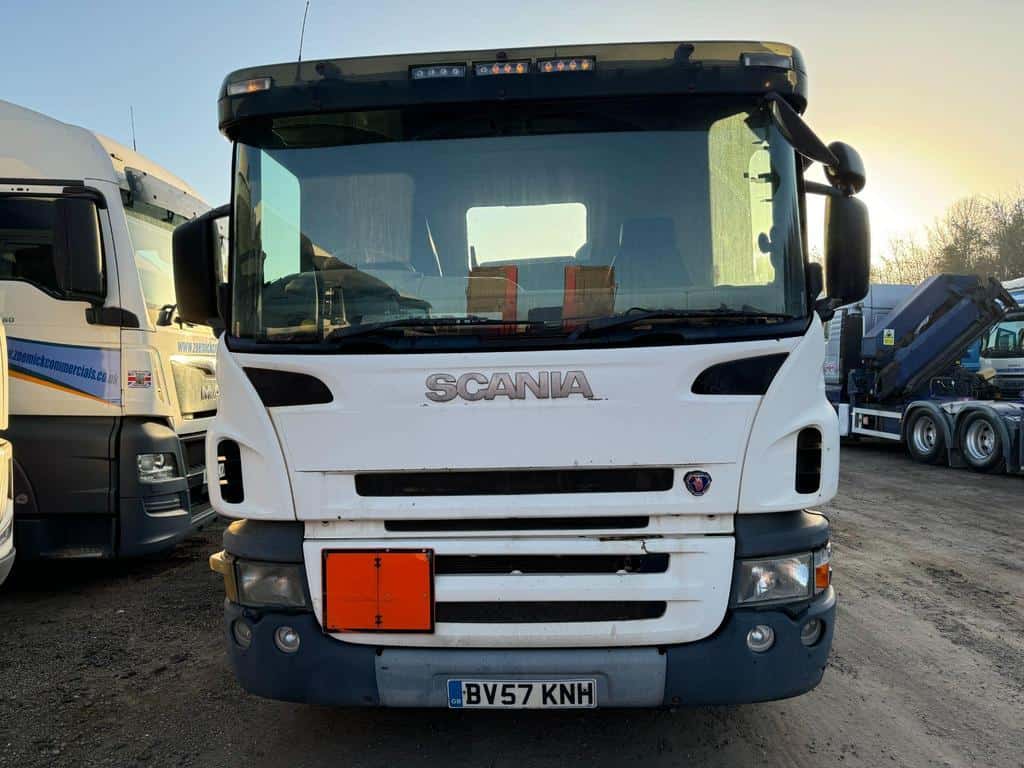 ee3c5fa9f7c74b9d8cd38cb107ef7e8e