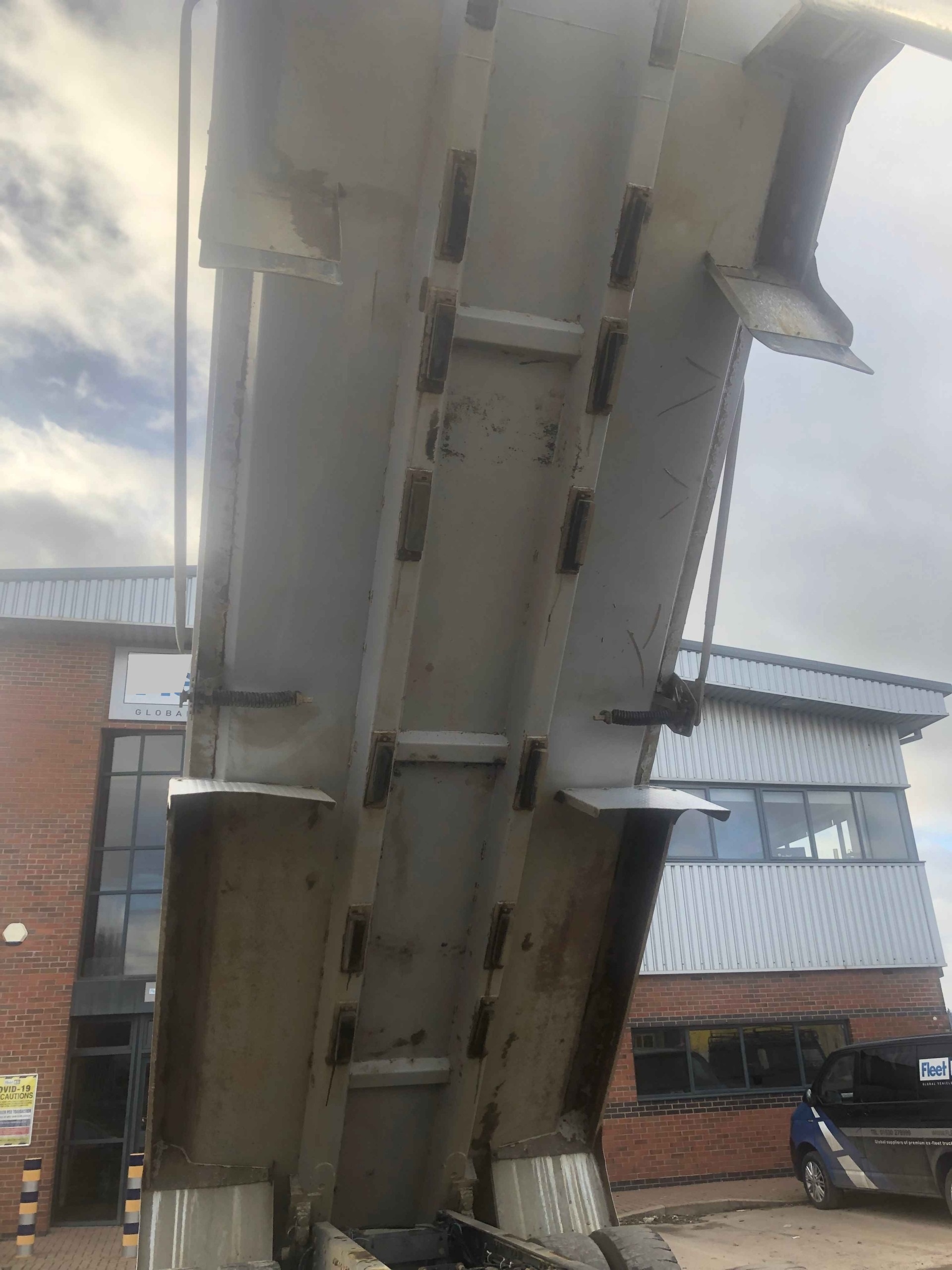 imgi_66_UZX-21-scaled