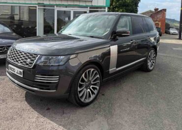 imgi_82_land-rover-range-rover-suv-petrol-electric-hybrids-plug-in-63304302c7c4