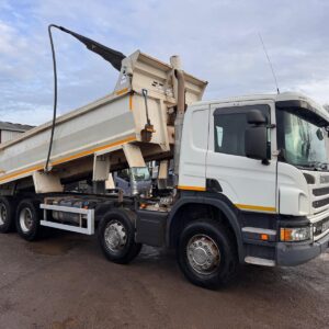 2017 SCANIA P410 TIPPER