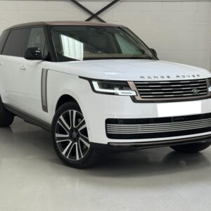 2025 Land Rover Range Rover 3.0 P460e SV (LWB)