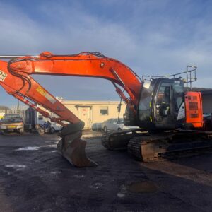 2018 HITACHI ZX225USLC-6 EXCAVATOR