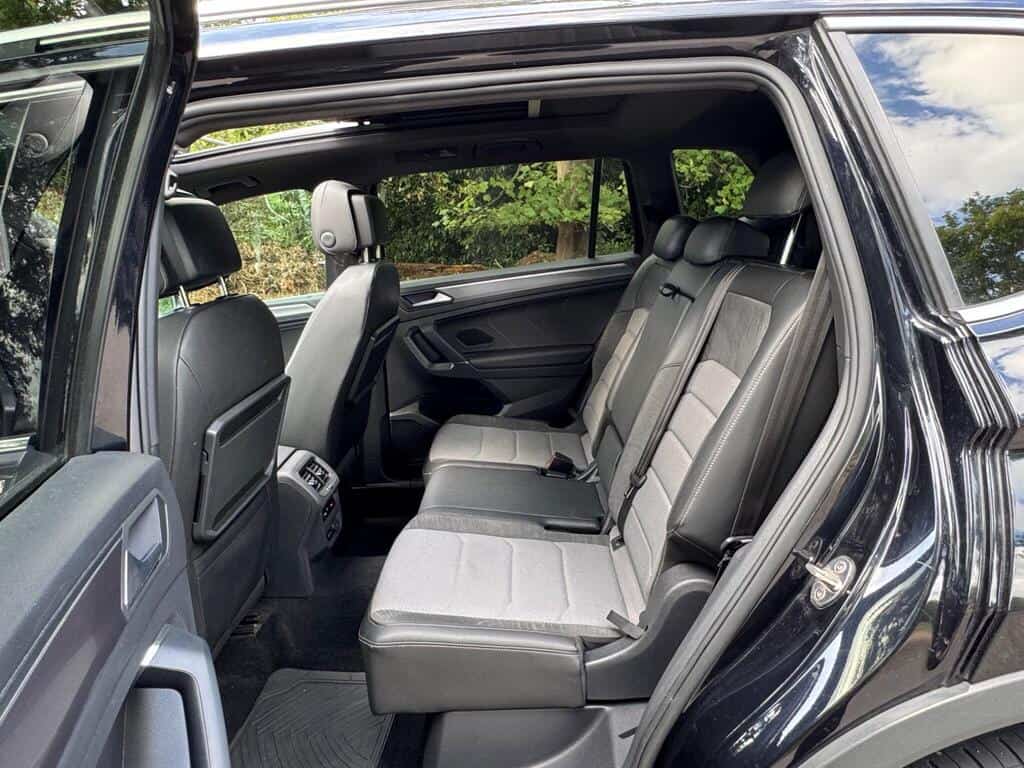 f24d76fca7a74ee694b26b2cbe4180e0