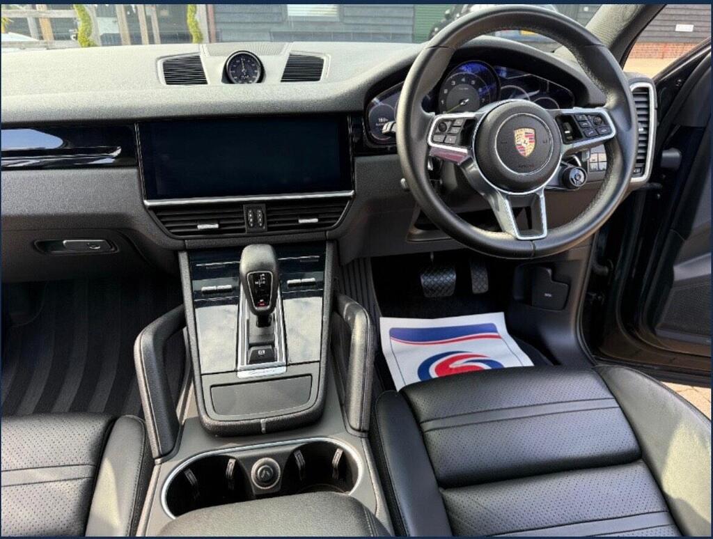 e07f8c77b47f46f28550cbad7d10b775