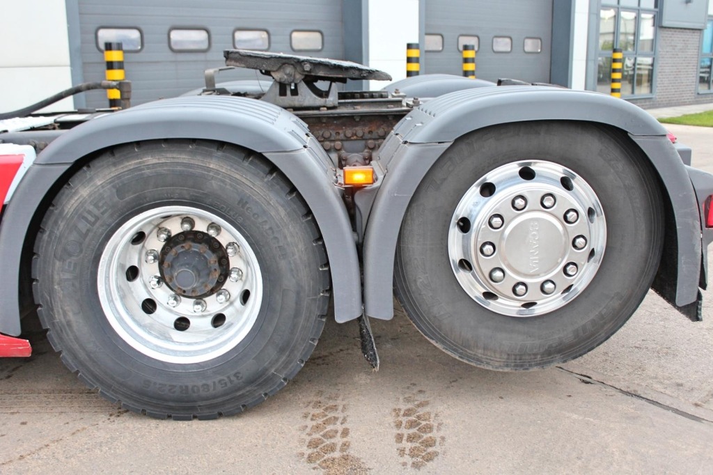 imgi_11_DM13216-wgpcntqa