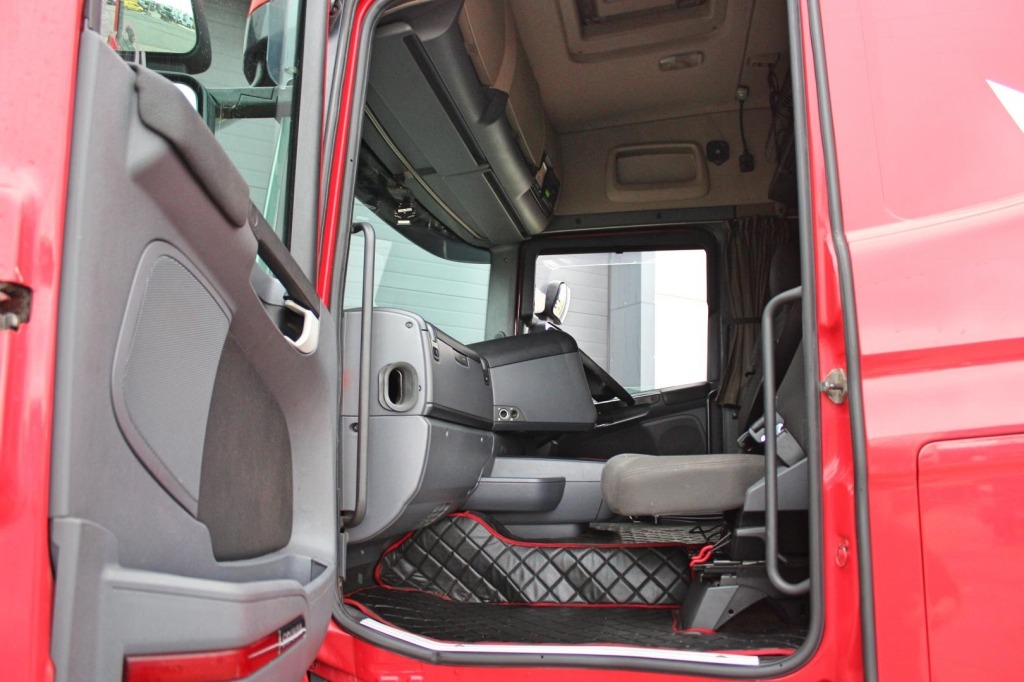 imgi_18_DM13216-ypzxuqei