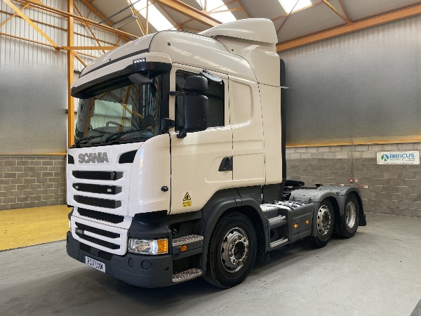 imgi_50_PO17-UXM-2-scaled