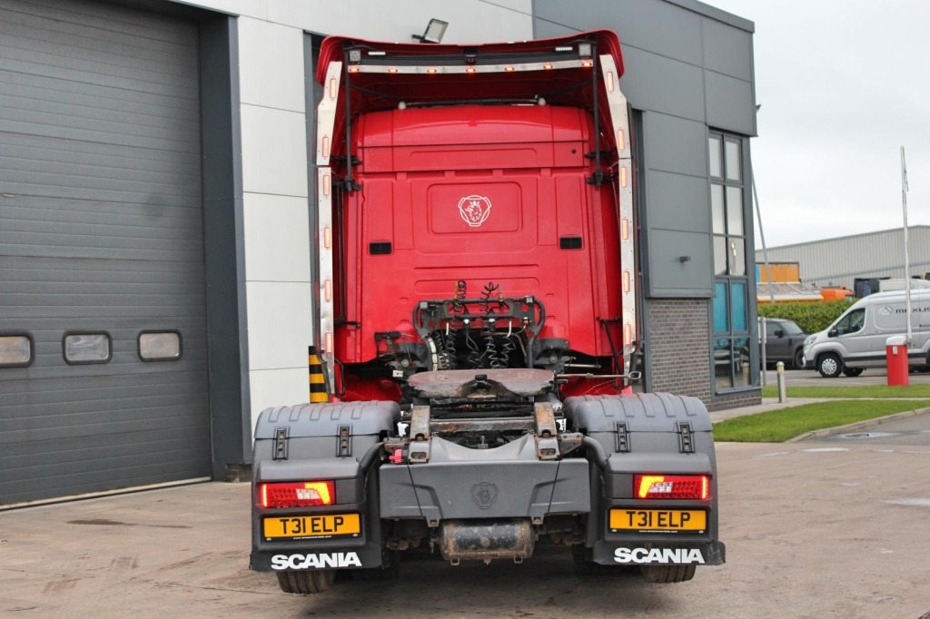 imgi_5_DM13216-lsxmbjod