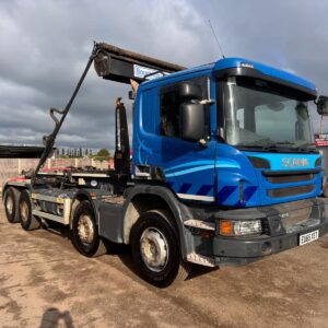 2015 SCANIA P410 HOOK LOADER