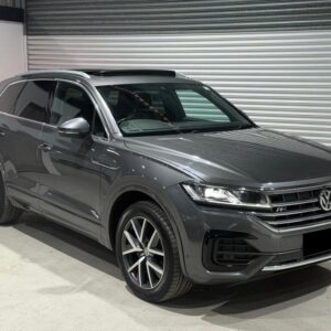 2019 Volkswagen Touareg 3.0 TDI V6 R-Line Tiptronic 4Motion Euro 6