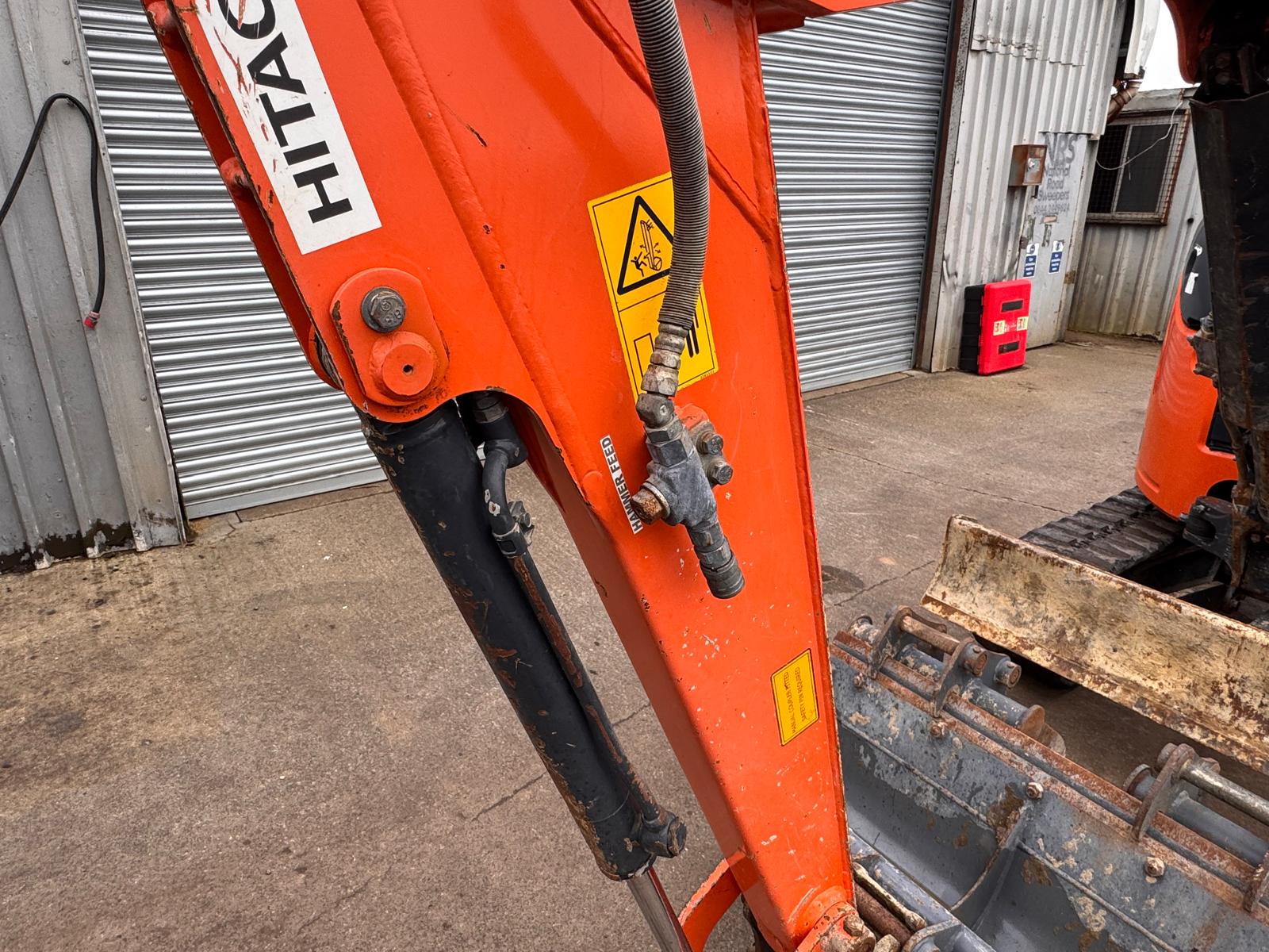 2017 HITACHI ZX26U-5A EXCAVATOR - Image 7
