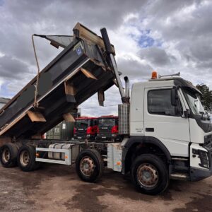 2016 VOLVO FMX420 TIPPER
