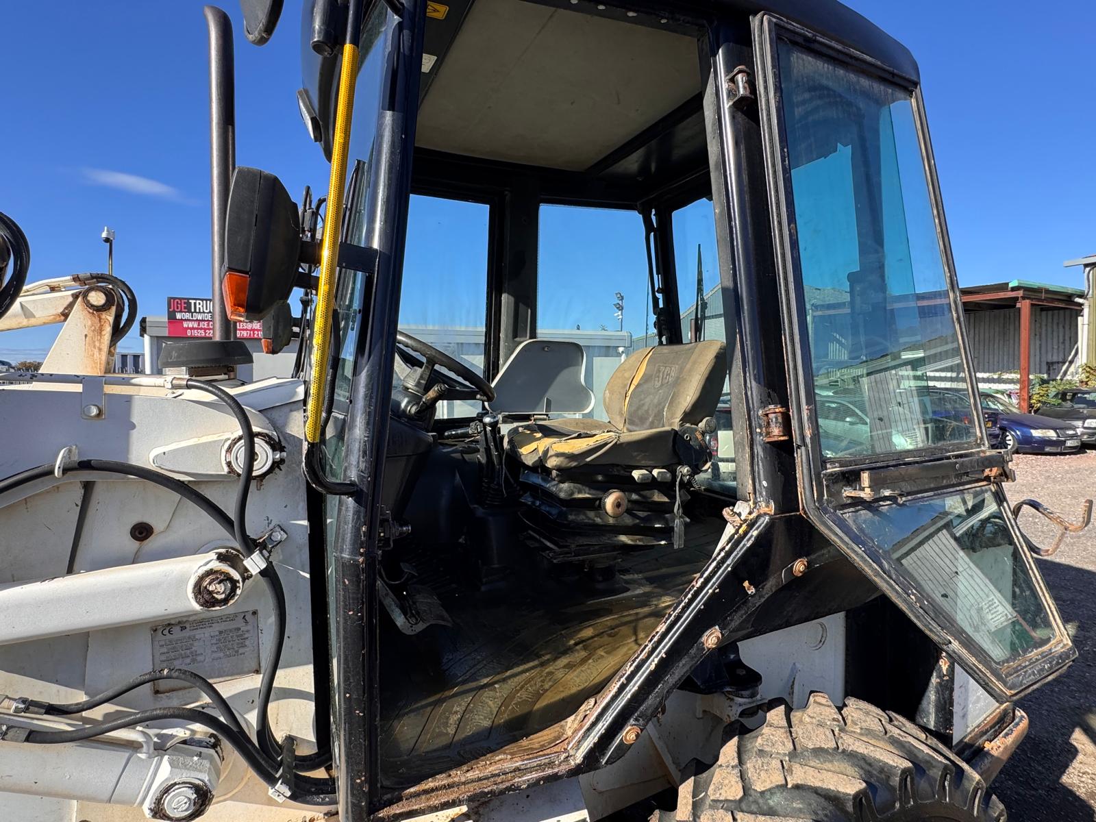 2006 JCB 2CX AIRMASTER - Image 12