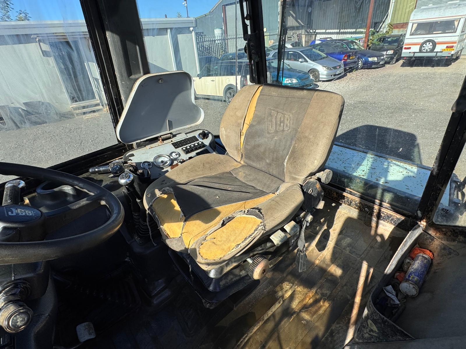2006 JCB 2CX AIRMASTER - Image 13