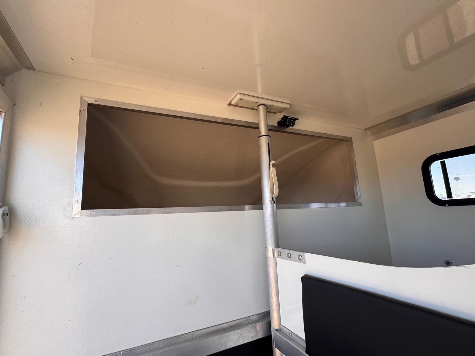 2018 PEUGEOT BOXER 2 HORSE HORSEBOX - Image 17