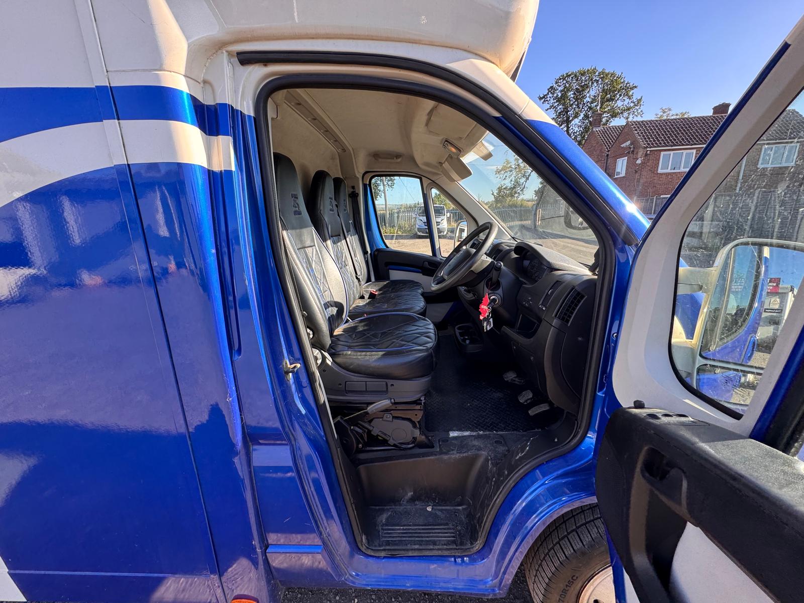 2018 PEUGEOT BOXER 2 HORSE HORSEBOX - Image 20