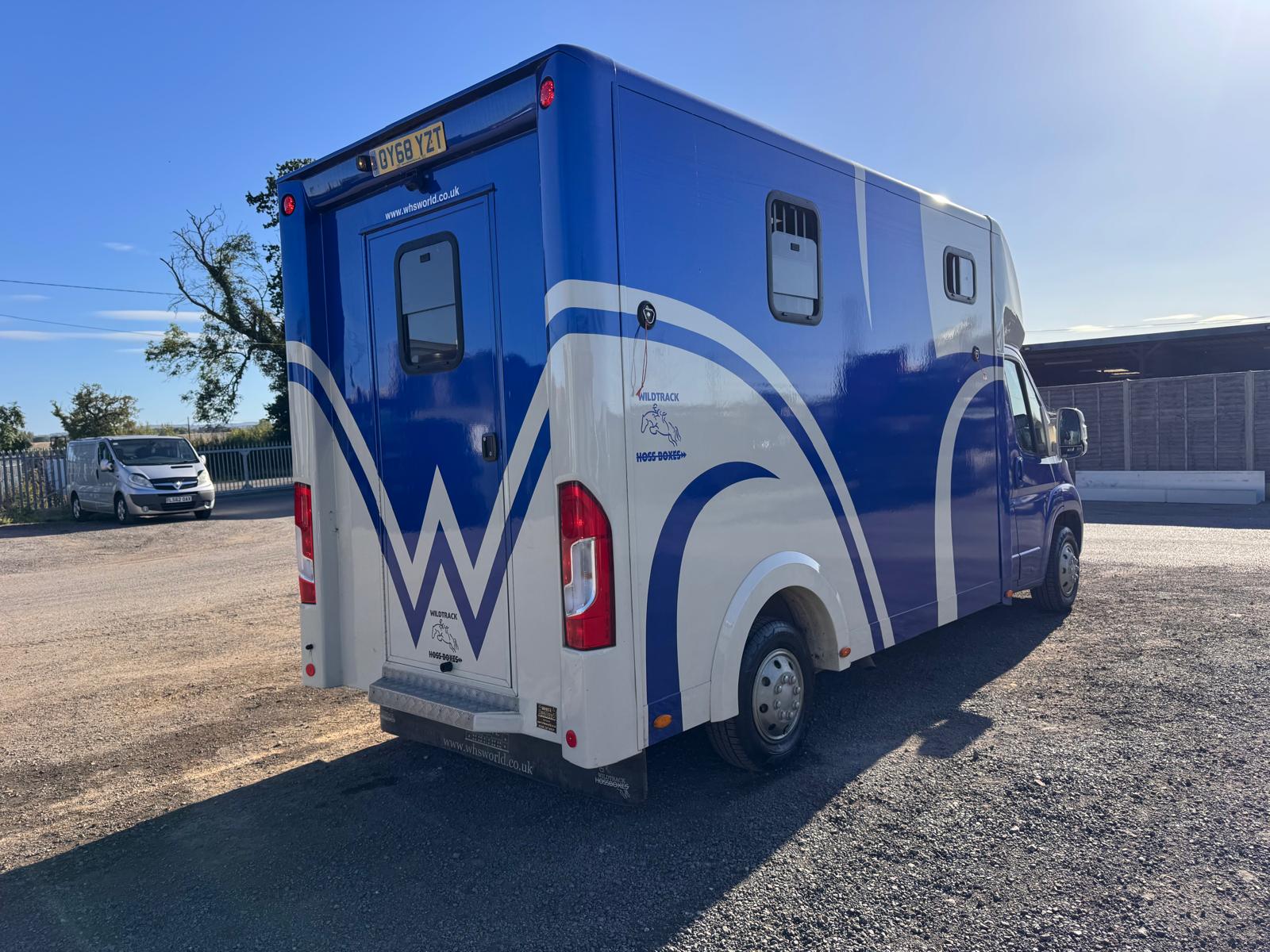 2018 PEUGEOT BOXER 2 HORSE HORSEBOX - Image 8