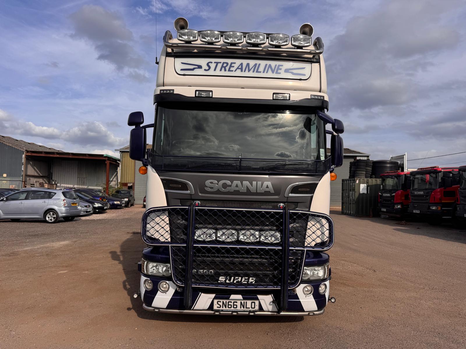 2016 SCANIA R580 V8 TRACTOR UNIT - Image 3
