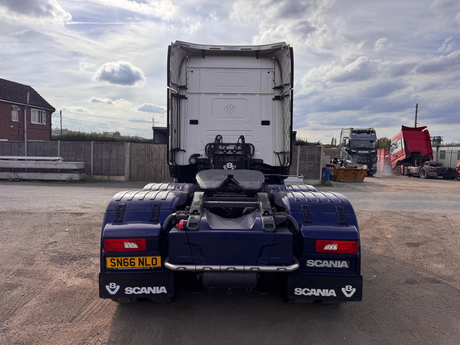 2016 SCANIA R580 V8 TRACTOR UNIT - Image 7