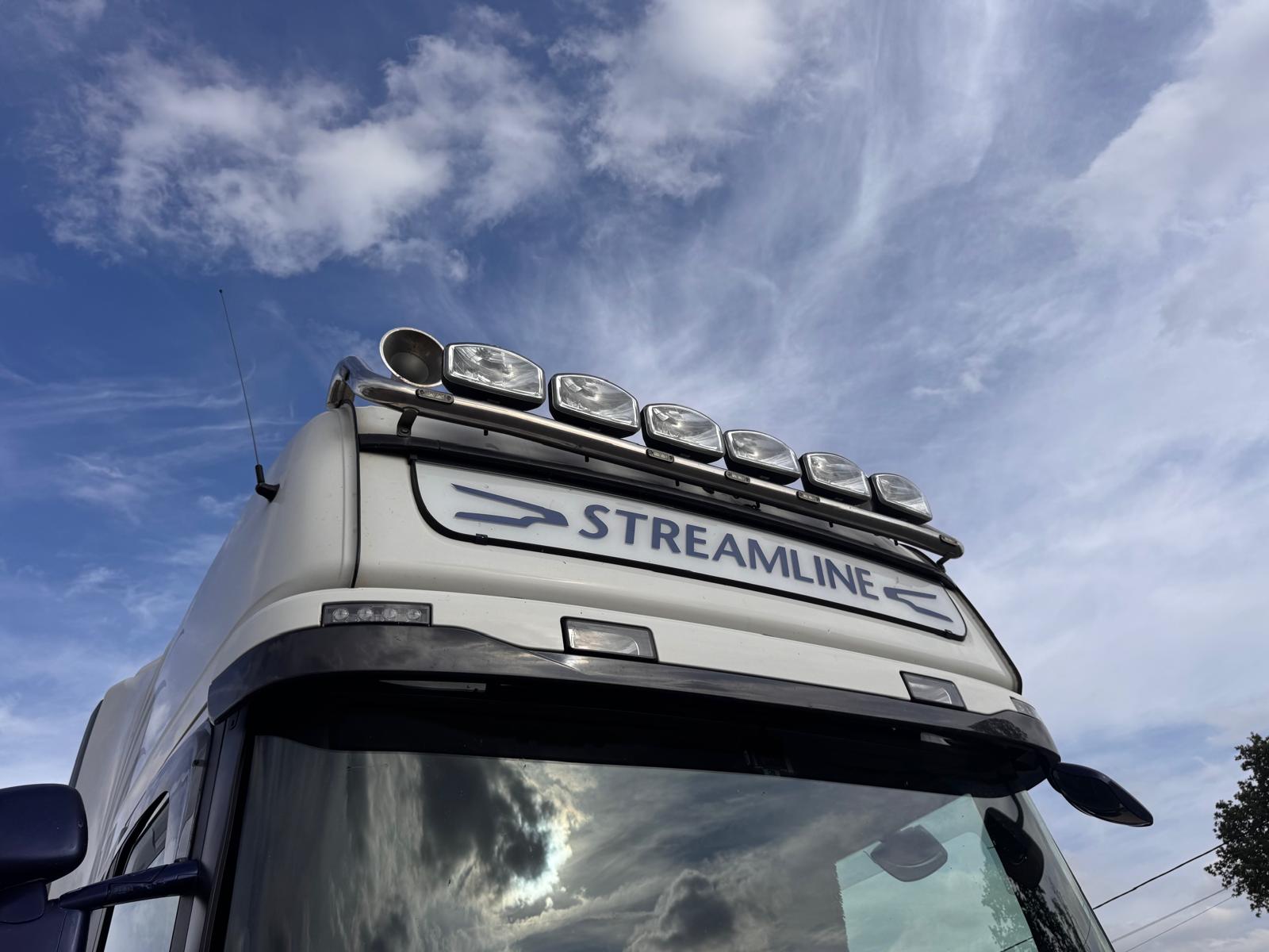 2016 SCANIA R580 V8 TRACTOR UNIT - Image 13