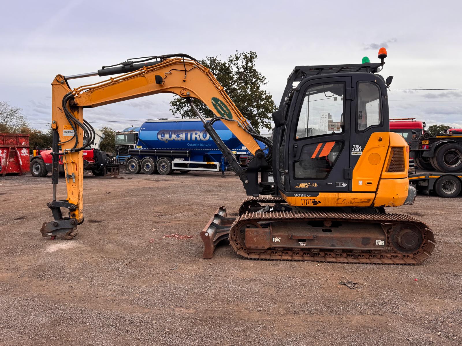 2019 LIUGONG CLG909ECR EXCAVATOR - Image 3