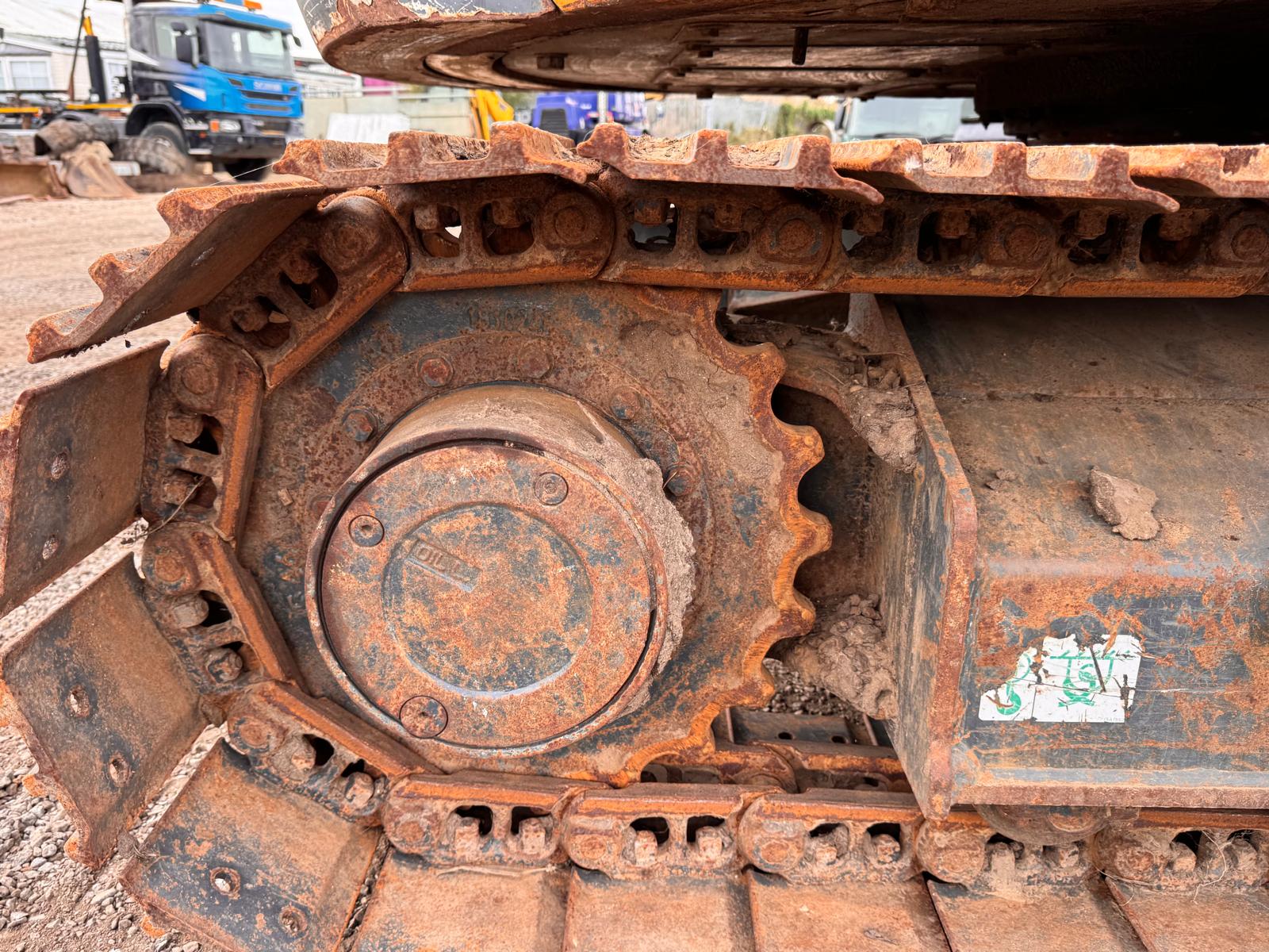 2019 LIUGONG CLG909ECR EXCAVATOR - Image 12