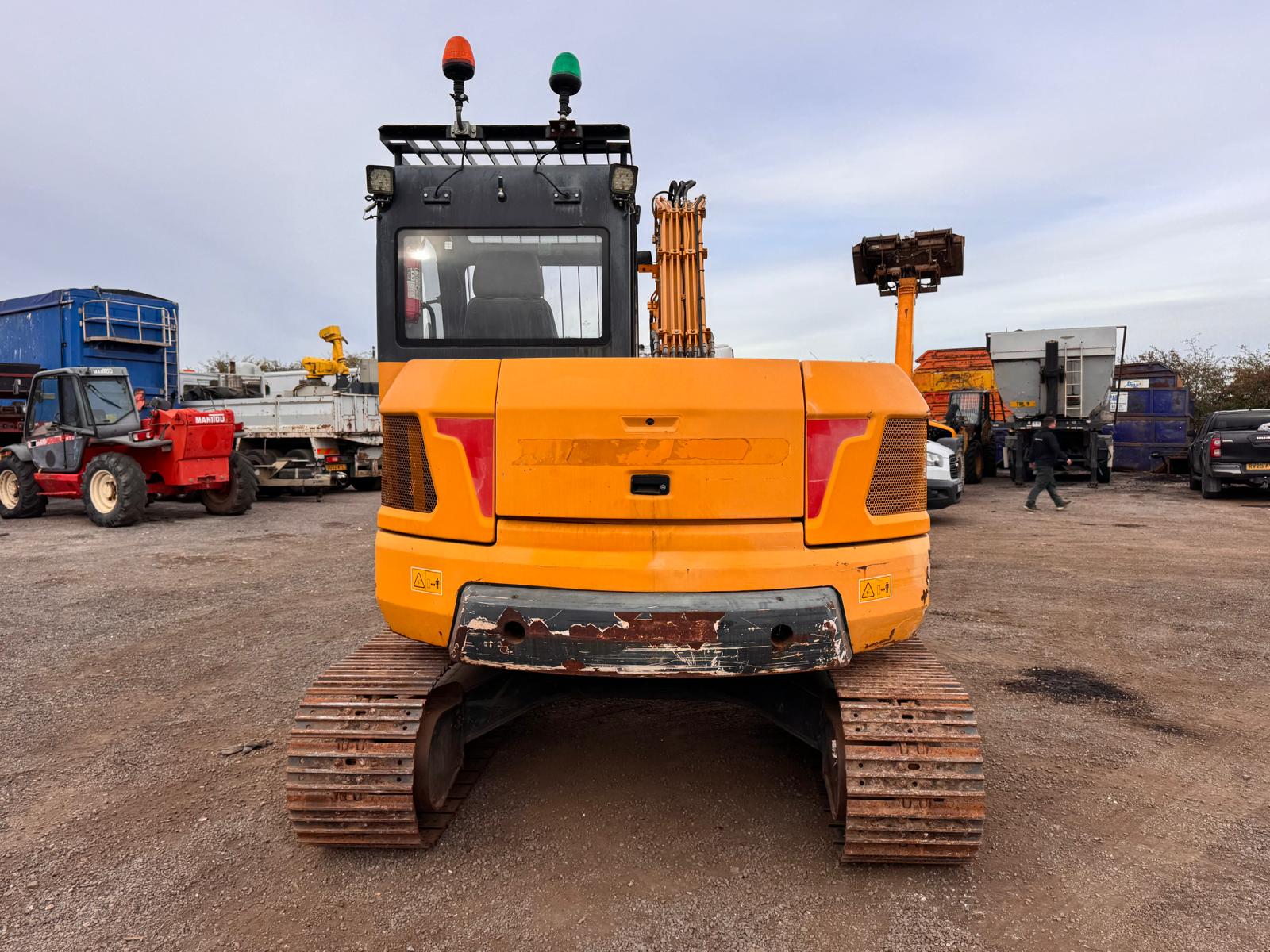2019 LIUGONG CLG909ECR EXCAVATOR - Image 5