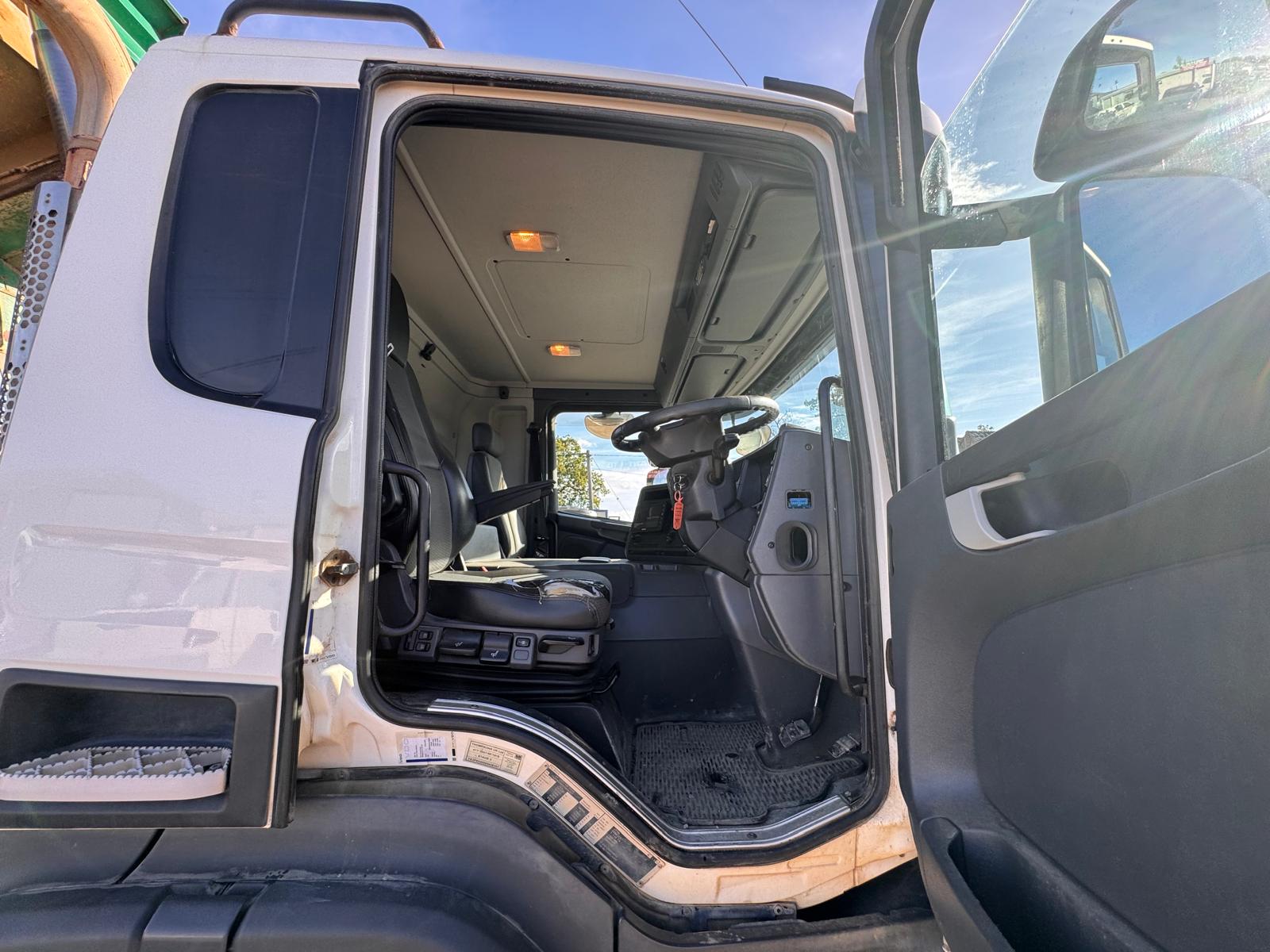 2018 SCANIA P410 TIPPER - Image 15