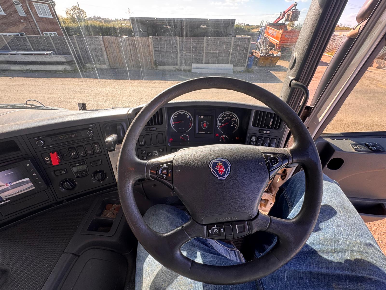 2018 SCANIA P410 TIPPER - Image 19
