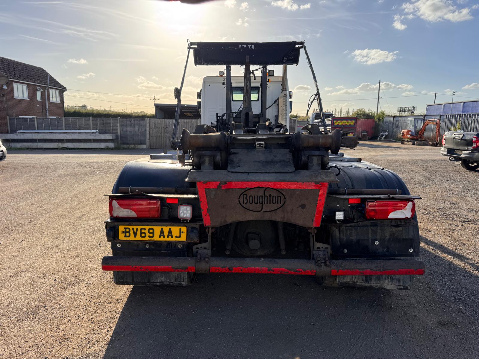 2019 SCANIA P410XT HOOK LOADER - Image 7