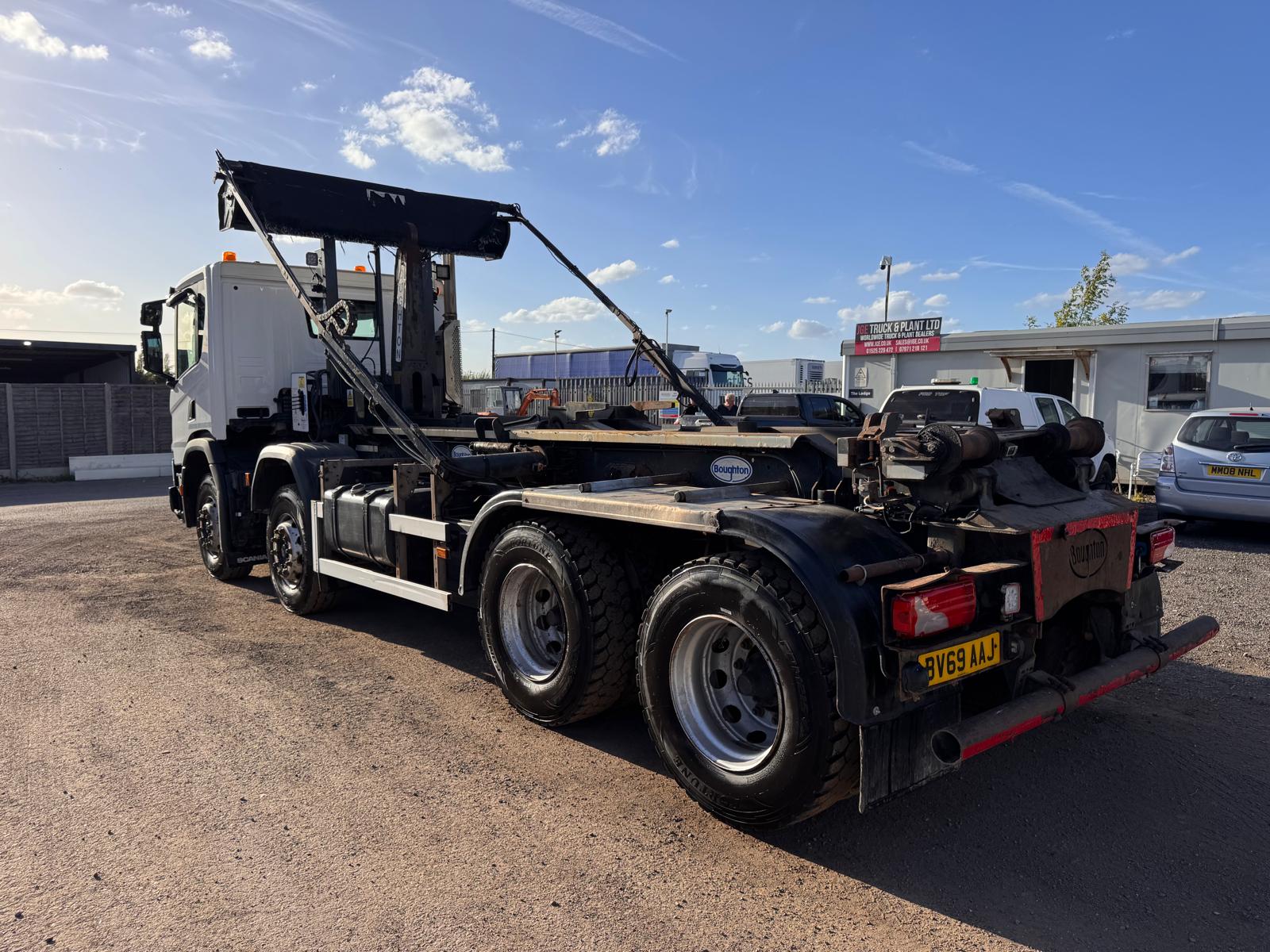 2019 SCANIA P410XT HOOK LOADER - Image 8