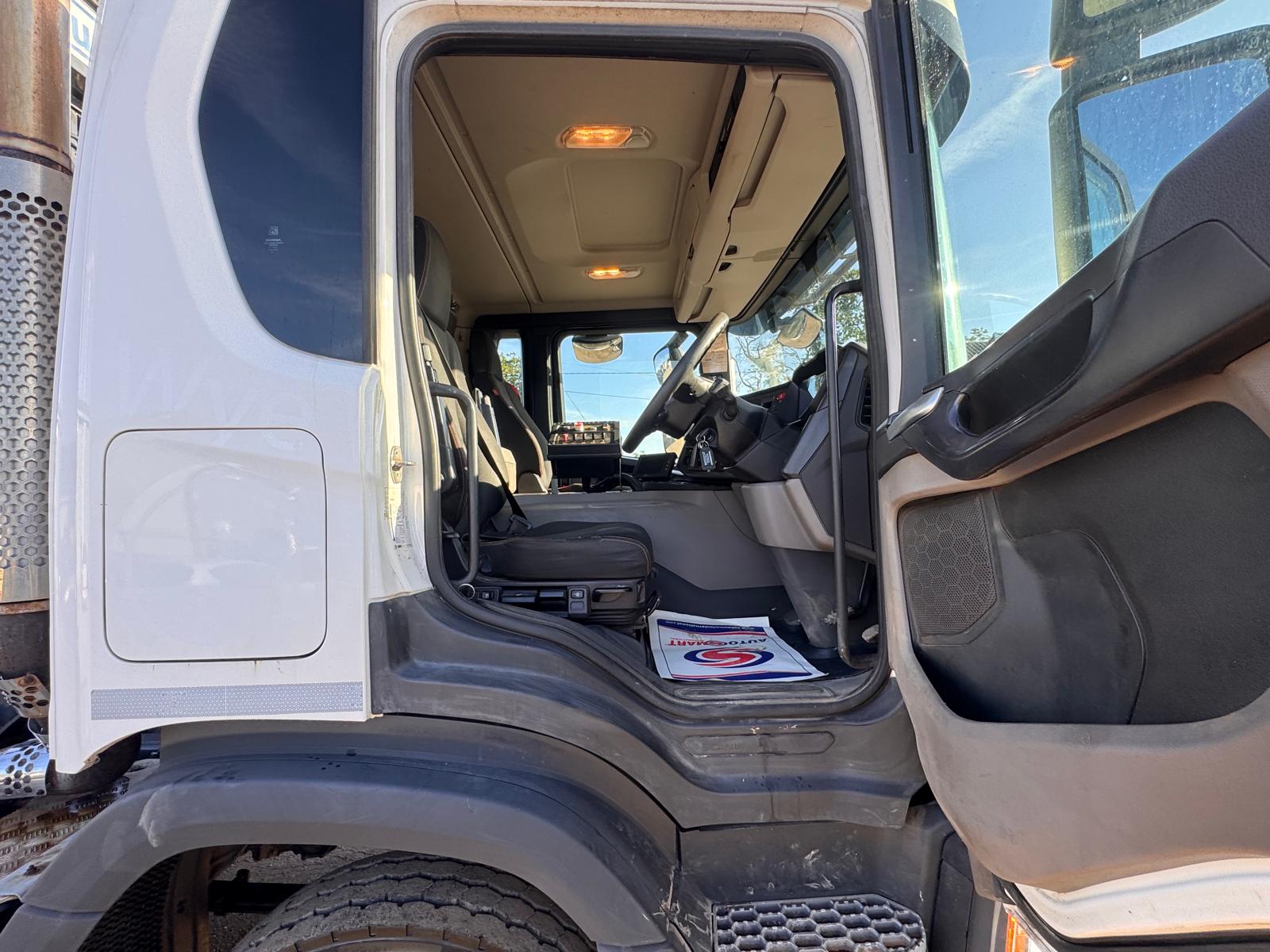 2019 SCANIA P410XT HOOK LOADER - Image 18