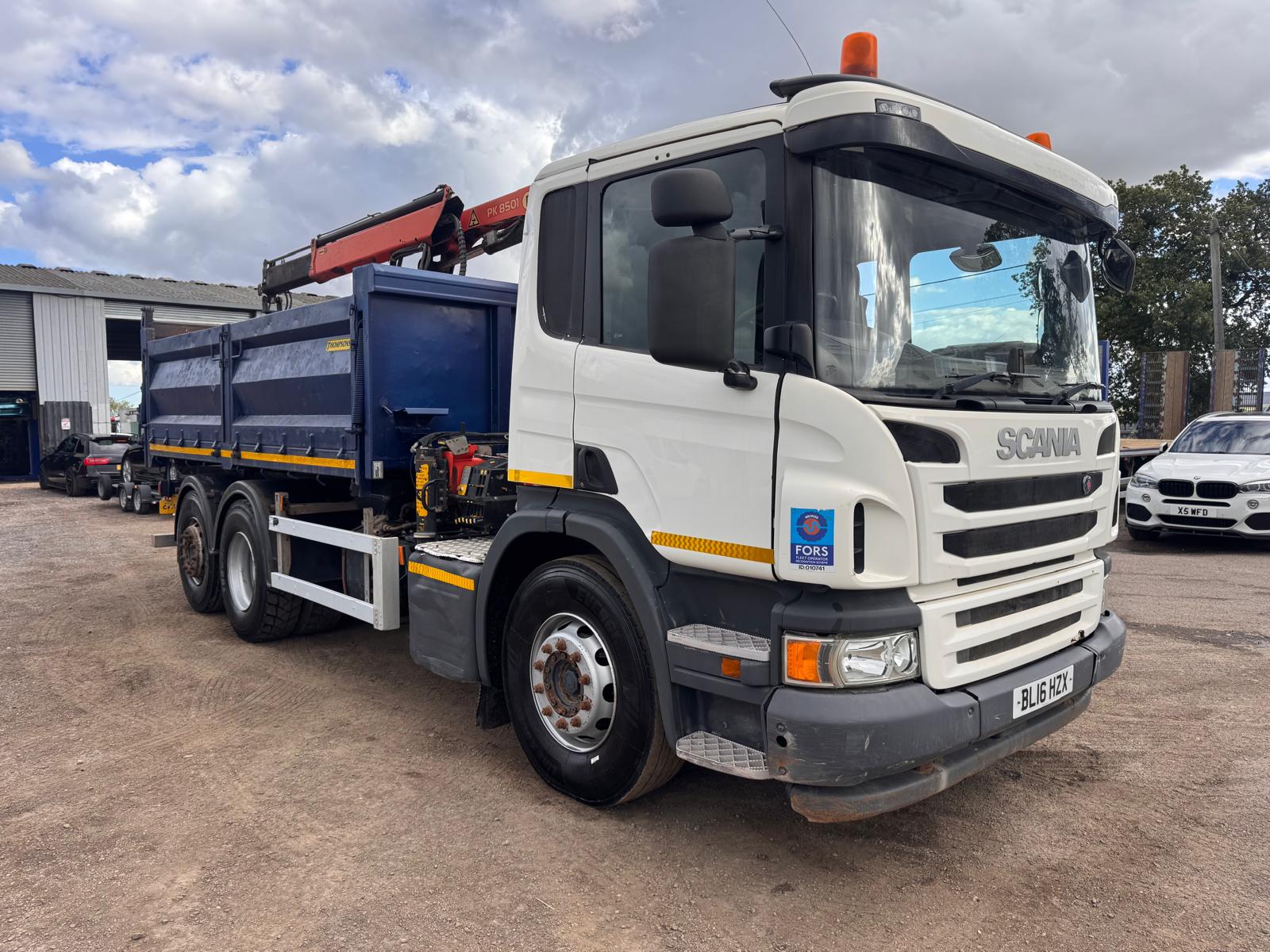 2016 SCANIA P280 TIPPER GRAB - Image 2