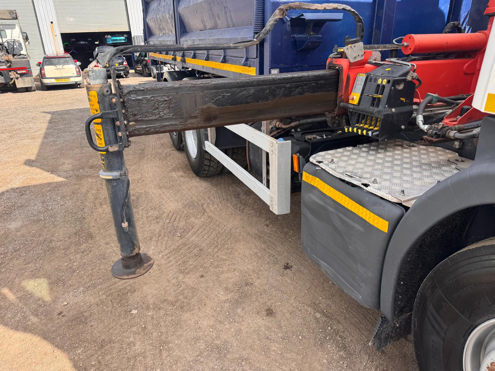 2016 SCANIA P280 TIPPER GRAB - Image 11
