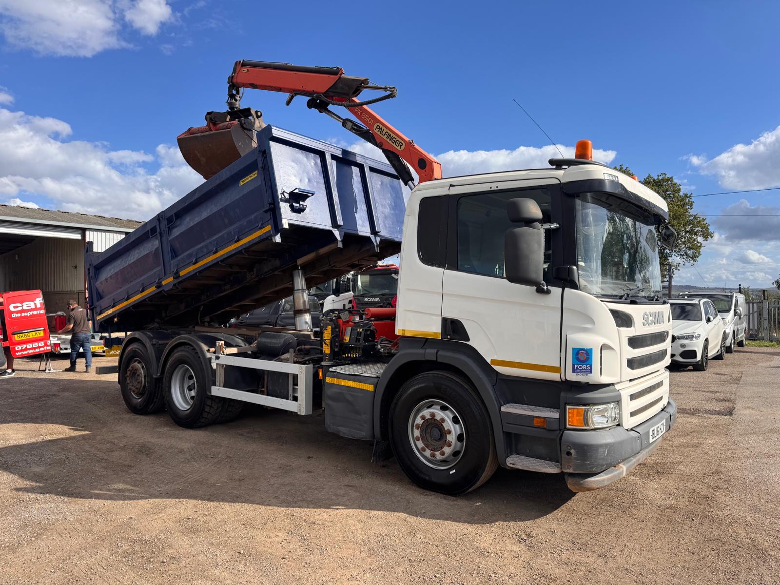 2016 SCANIA P280 TIPPER GRAB - Image 1