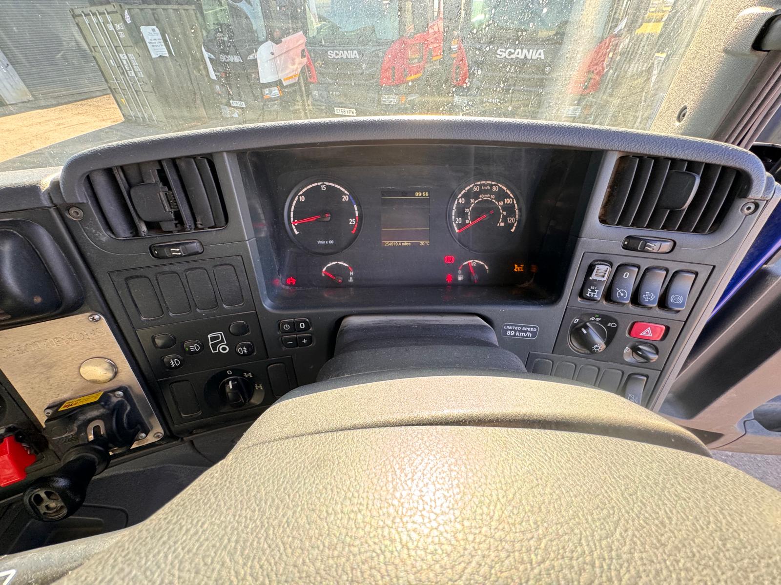 2018 SCANIA P410 TIPPER - Image 21