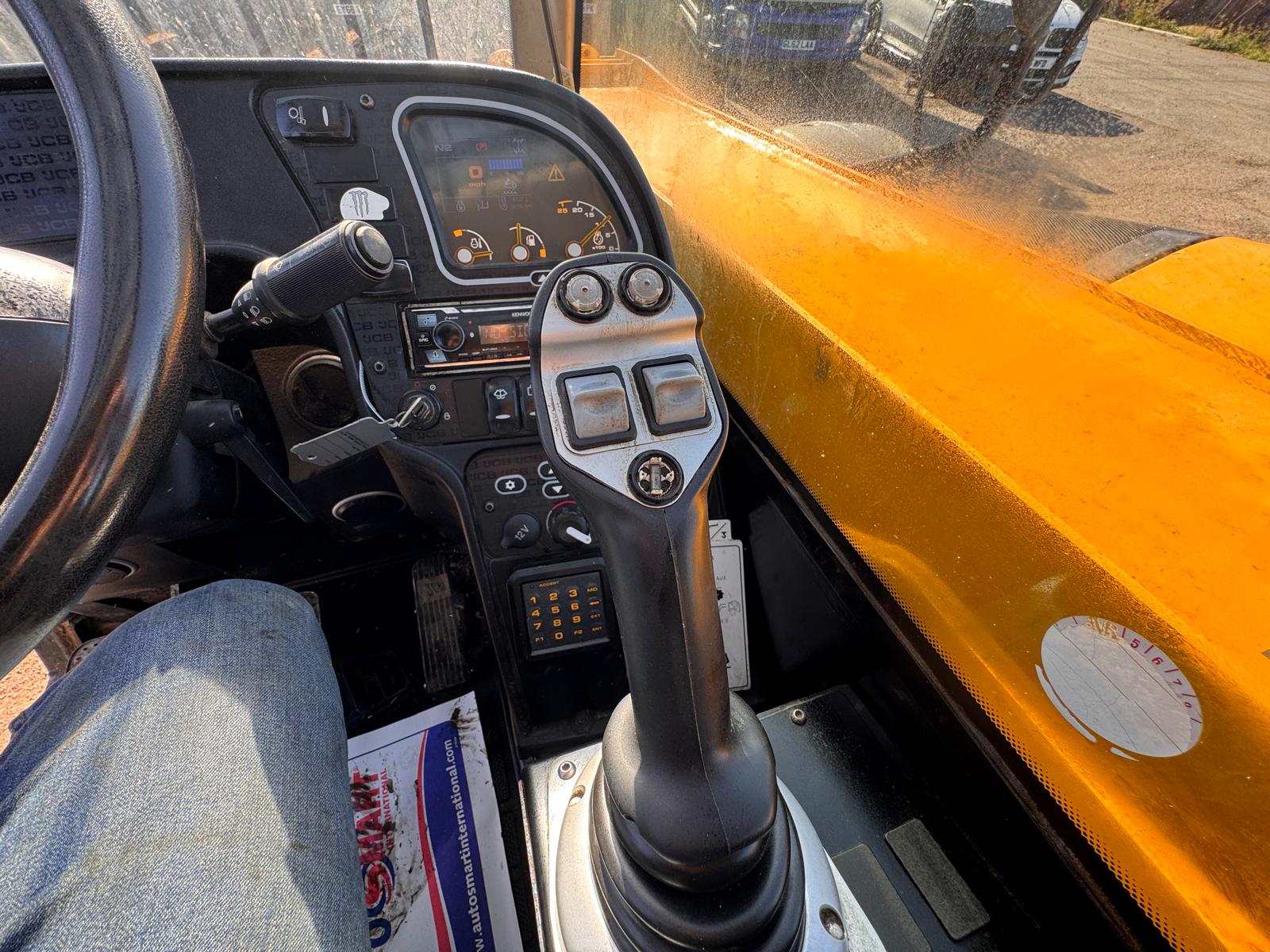 2017 JCB 531-70 WASTEMASTER TELEHANDLER - Image 18