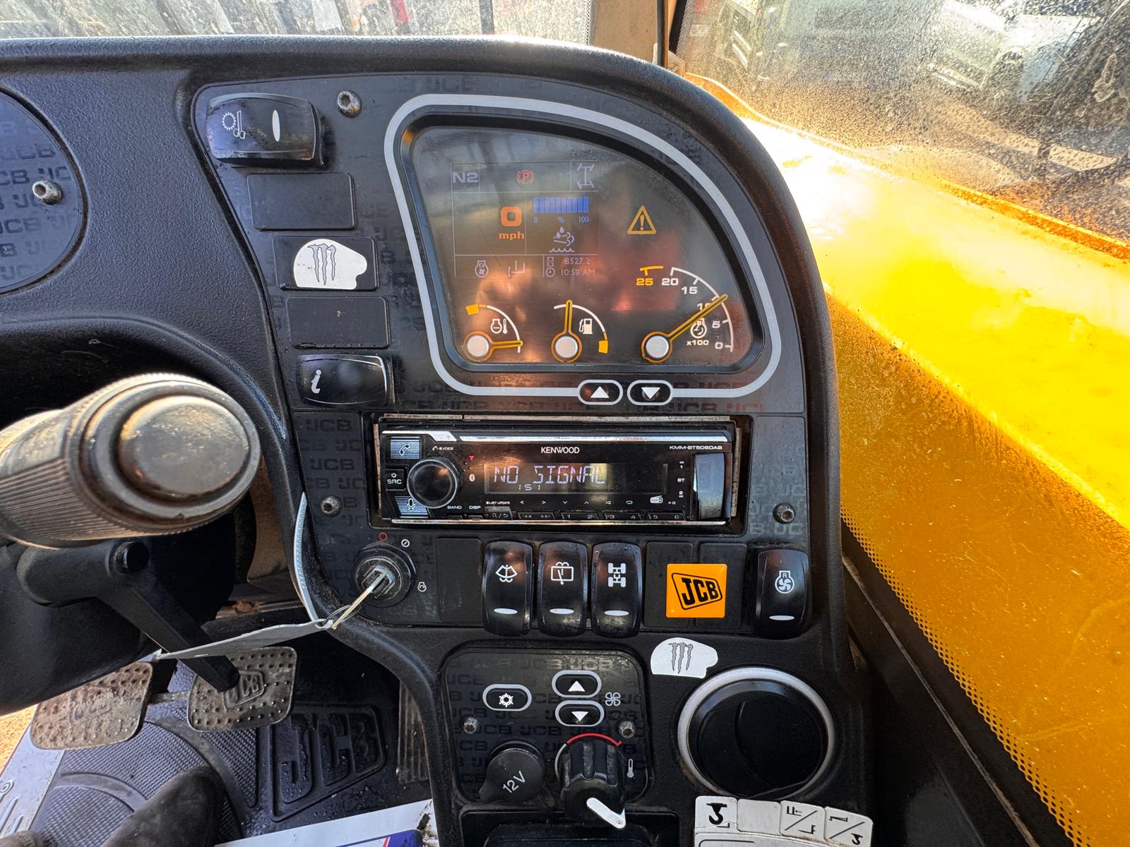 2017 JCB 531-70 WASTEMASTER TELEHANDLER - Image 19