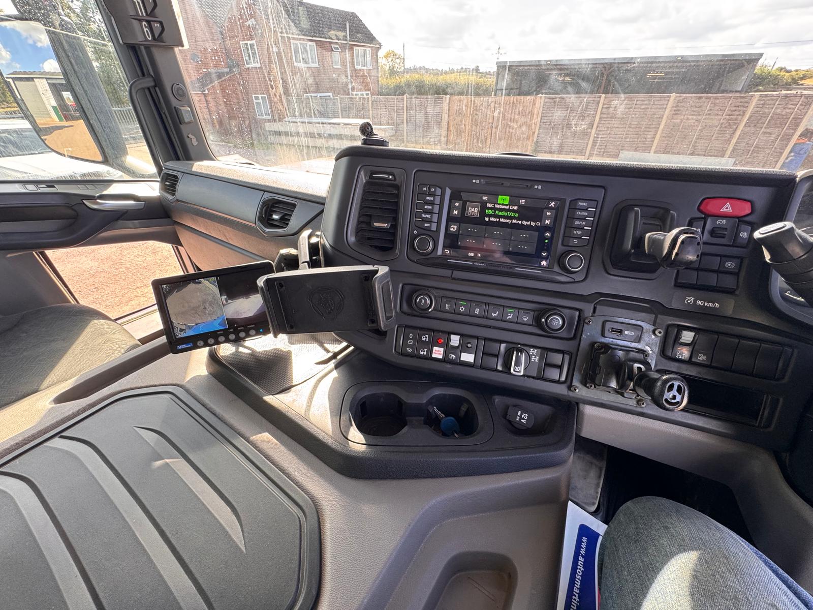 2018 SCANIA P410XT TIPPER - Image 17