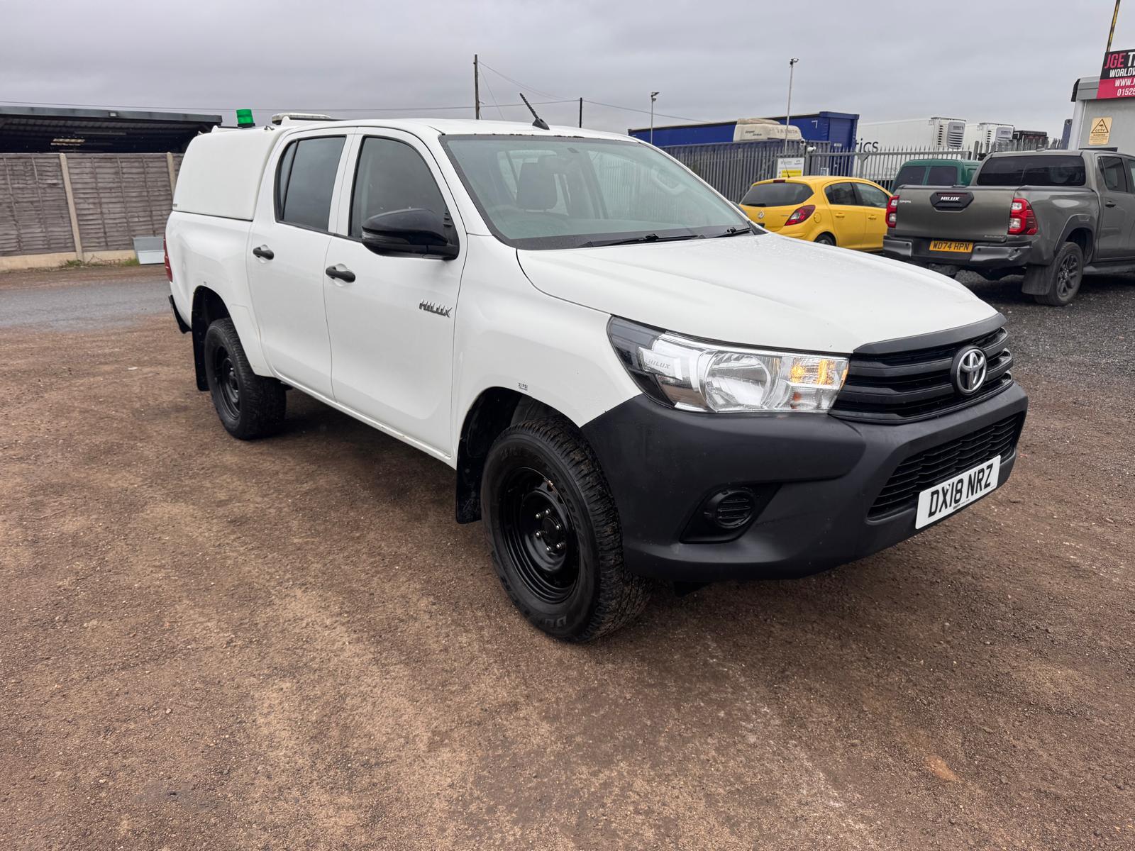 2018 TOYOTA HILUX 2.4L PICK UP - Image 1