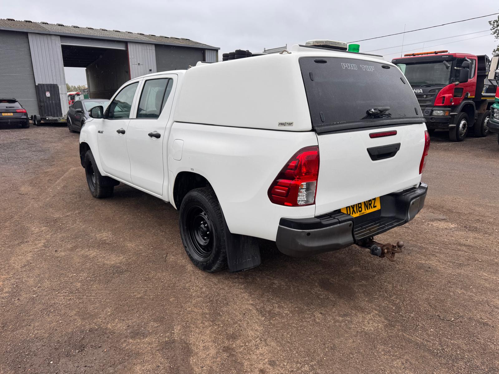 2018 TOYOTA HILUX 2.4L PICK UP - Image 6