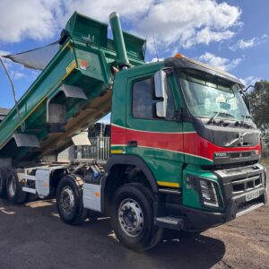 2019 VOLVO FMX410 TIPPER